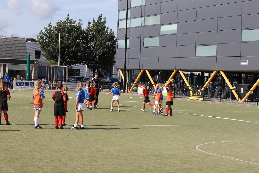 Wedstrijd 1 E2 119.JPG